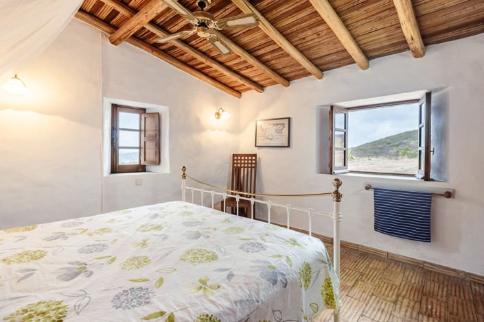 Image No.28-6 Bed Villa for sale