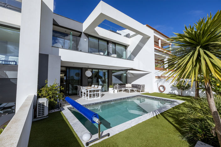 Image No.16-3 Bed Townhouse for sale