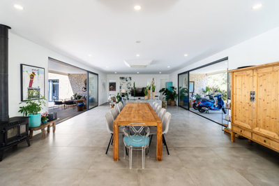 2 dining room (1).jpg