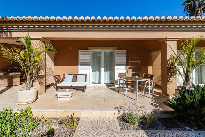 Image No.2-9 Bed Property for sale