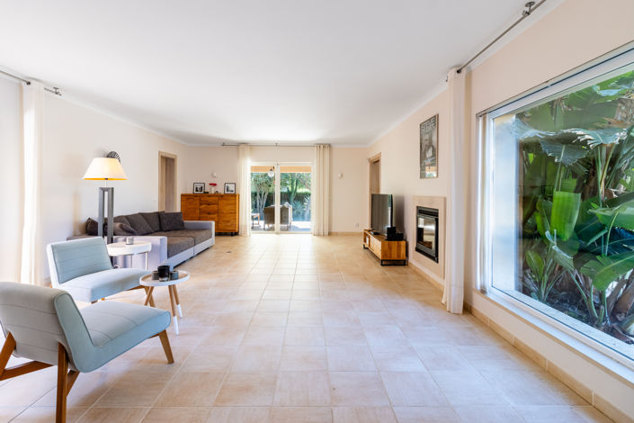 Image No.43-9 Bed Property for sale