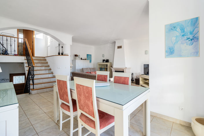 Image No.5-2 Bed Townhouse for sale