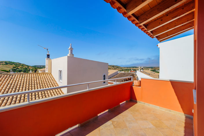 Image No.16-2 Bed Villa for sale