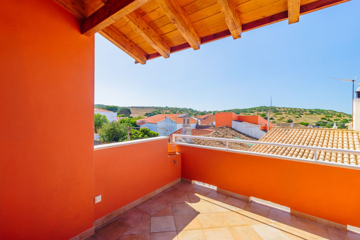 Image No.18-2 Bed Villa for sale