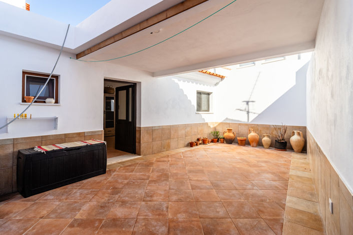 Image No.7-2 Bed Villa for sale