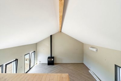 3 top floor (5).jpg