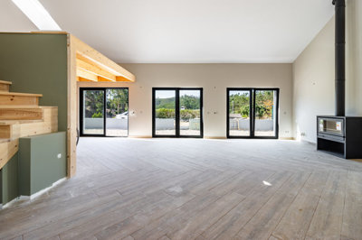 1 living room (1).jpg