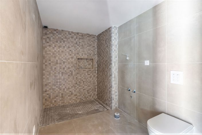Image No.26-3 Bed Villa for sale
