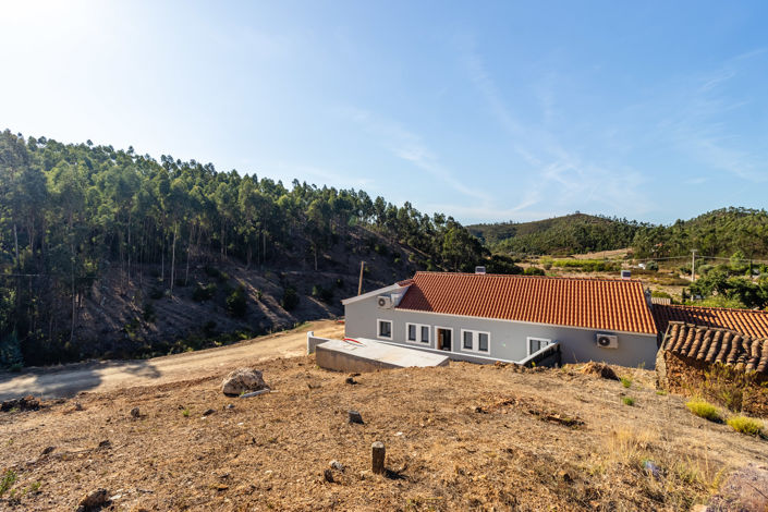 Image No.28-3 Bed Villa for sale