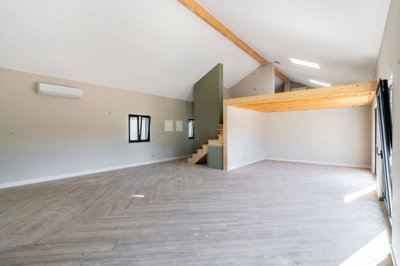 1 living room (2).jpg