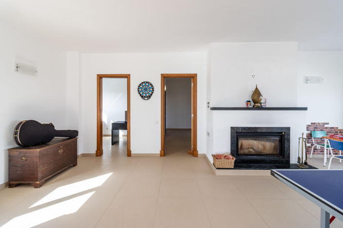 Image No.23-4 Bed Villa for sale