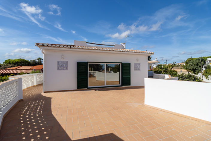 Image No.31-4 Bed Villa for sale