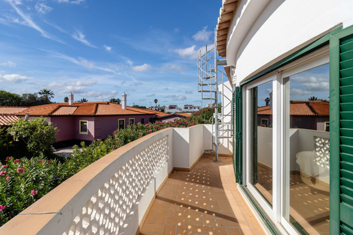 Image No.32-4 Bed Villa for sale