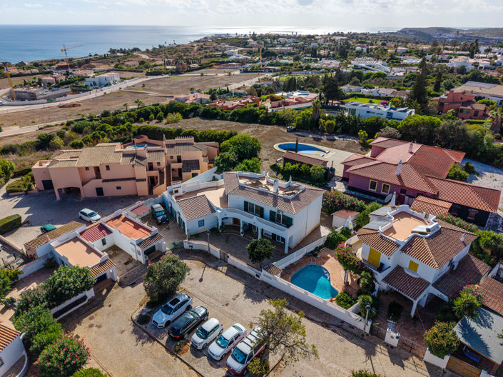 Image No.57-4 Bed Villa for sale