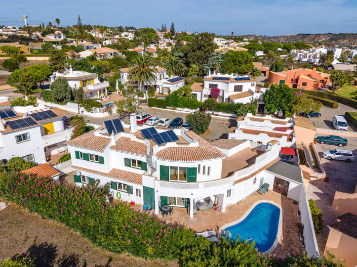 Image No.58-4 Bed Villa for sale
