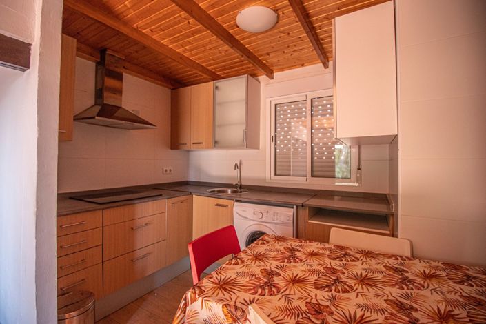 Image No.20-6 Bed Country Property for sale