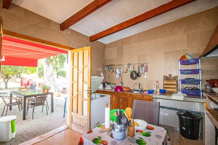 Image No.27-6 Bed Country Property for sale