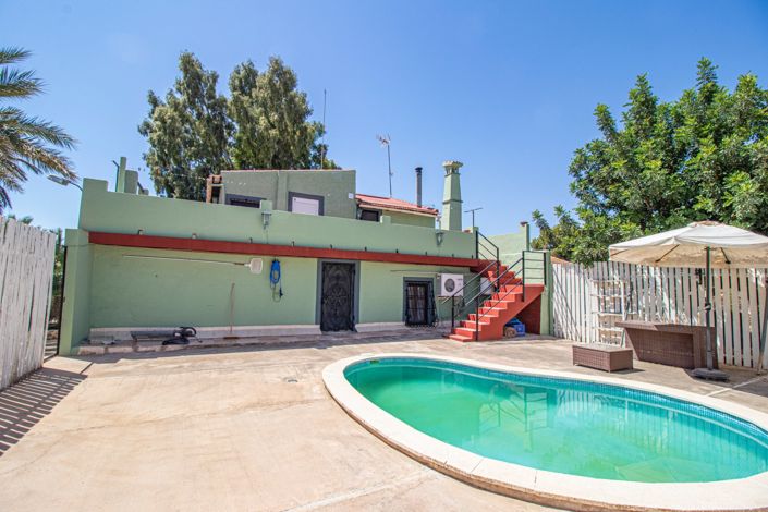 Image No.4-6 Bed Country Property for sale