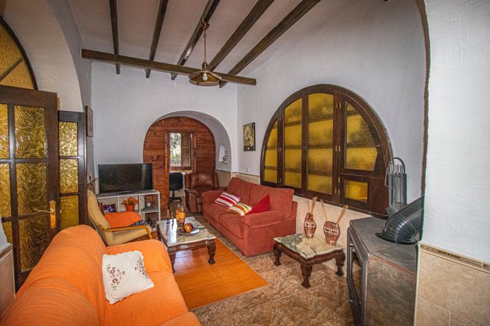 Image No.10-6 Bed Country Property for sale