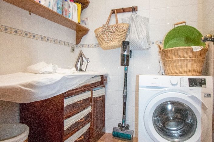 Image No.23-3 Bed Townhouse for sale