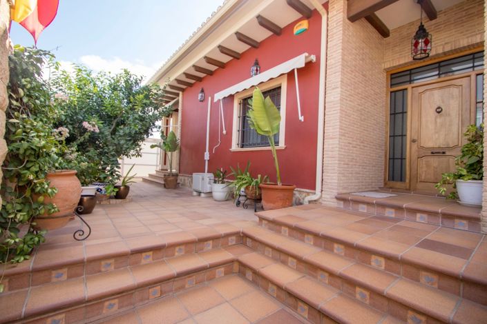 Image No.3-3 Bed Townhouse for sale