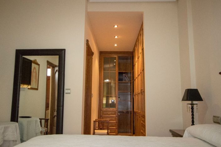 Image No.32-3 Bed Townhouse for sale