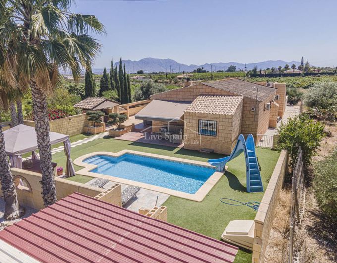 Image No.1-5 Bed Country Property for sale