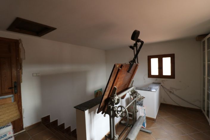 Image No.45-4 Bed Country Property for sale