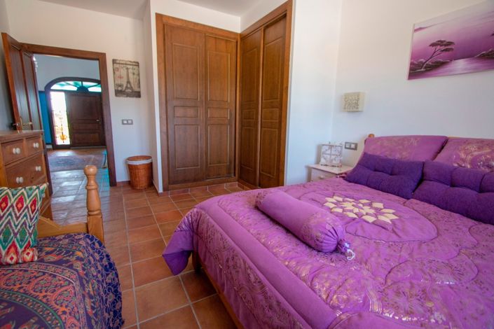 Image No.34-5 Bed Country Property for sale