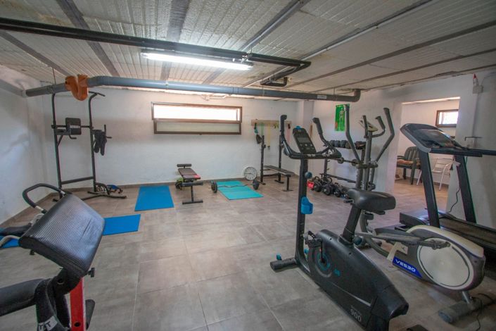 Image No.47-5 Bed Country Property for sale