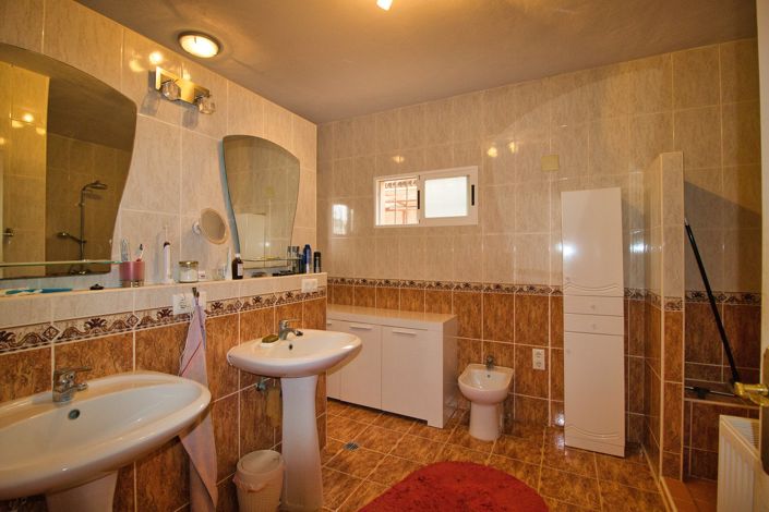 Image No.13-5 Bed Country Property for sale