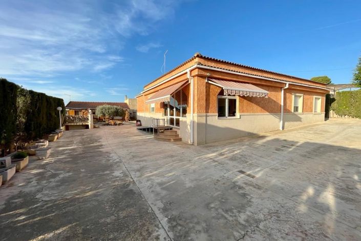 Image No.44-4 Bed Country Property for sale