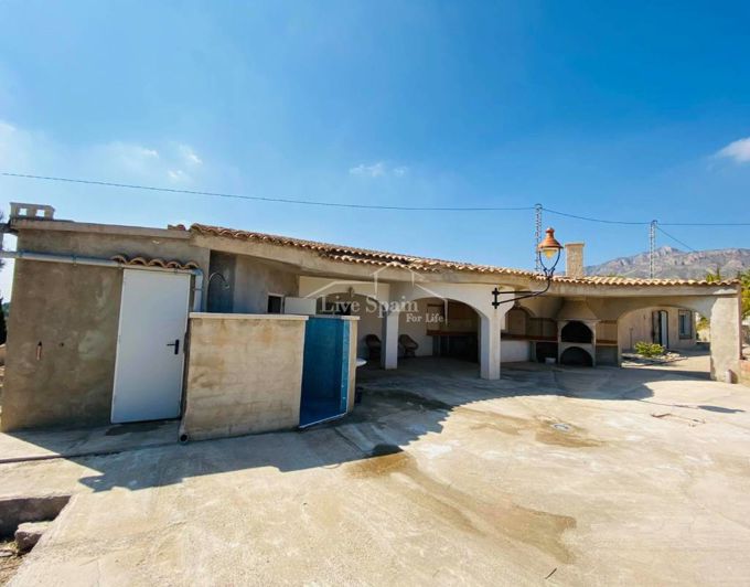 Image No.1-3 Bed Country Property for sale