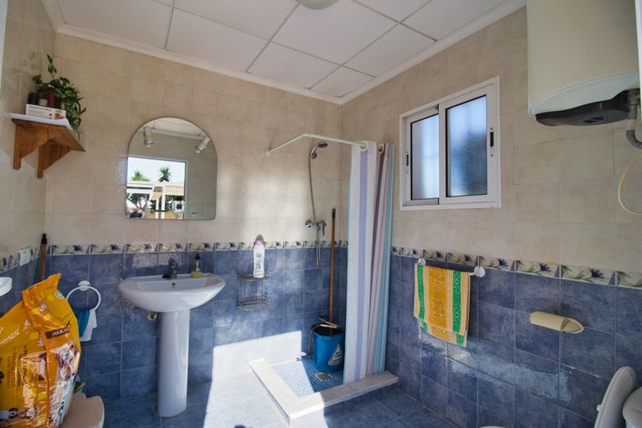 Image No.39-4 Bed Country Property for sale