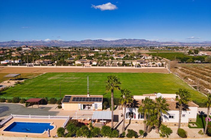 Image No.5-4 Bed Country Property for sale