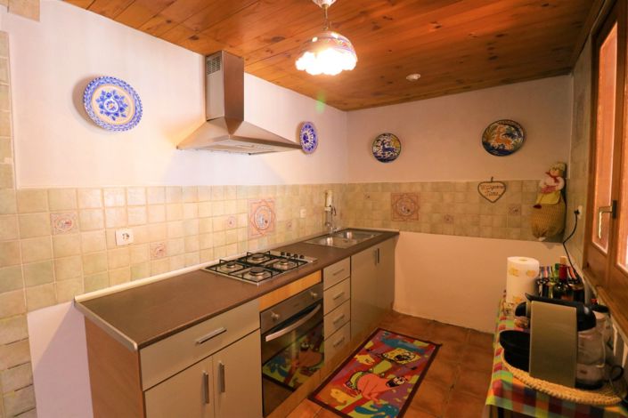 Image No.24-3 Bed Country Property for sale