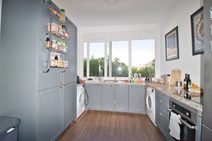 Image No.23-5 Bed Country Property for sale