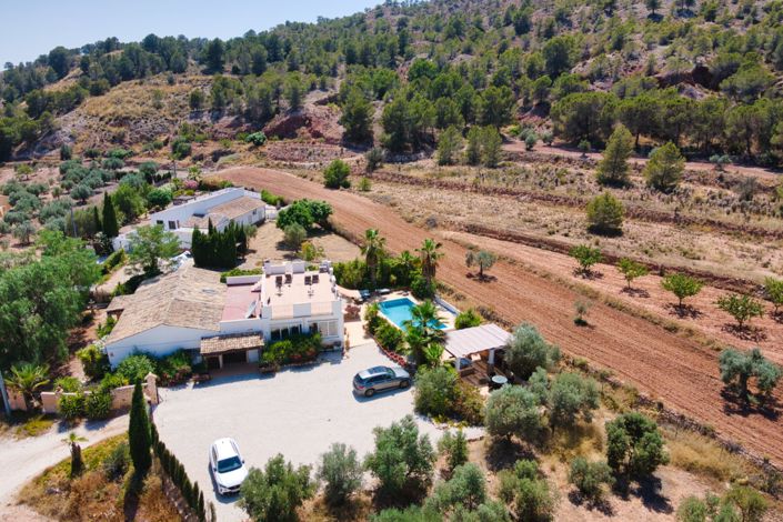 Image No.45-5 Bed Country Property for sale