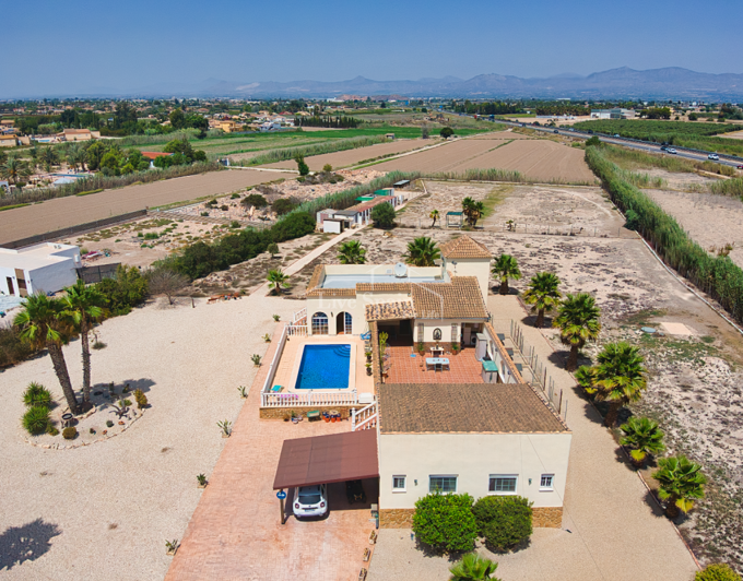 Image No.3-5 Bed Country Property for sale