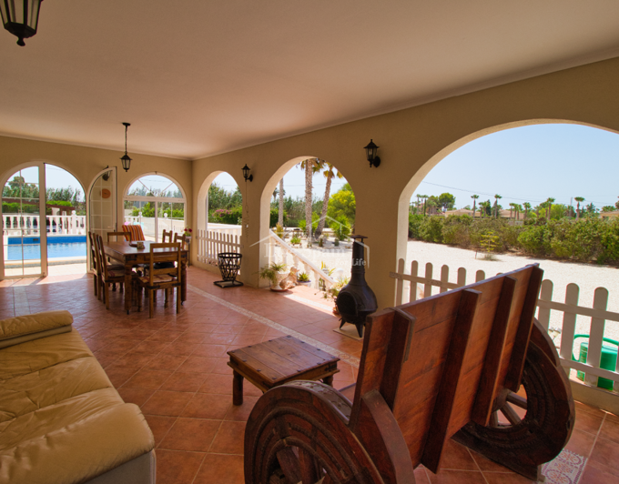 Image No.7-5 Bed Country Property for sale