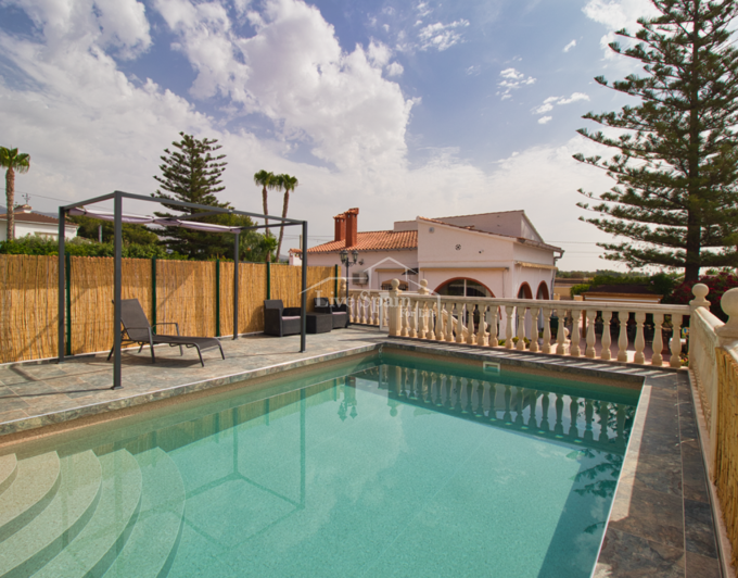 Image No.1-Propriété de pays de 4 chambres à vendre à Crevillente