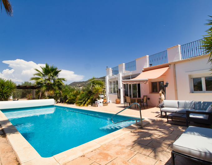 Image No.5-5 Bed Country Property for sale