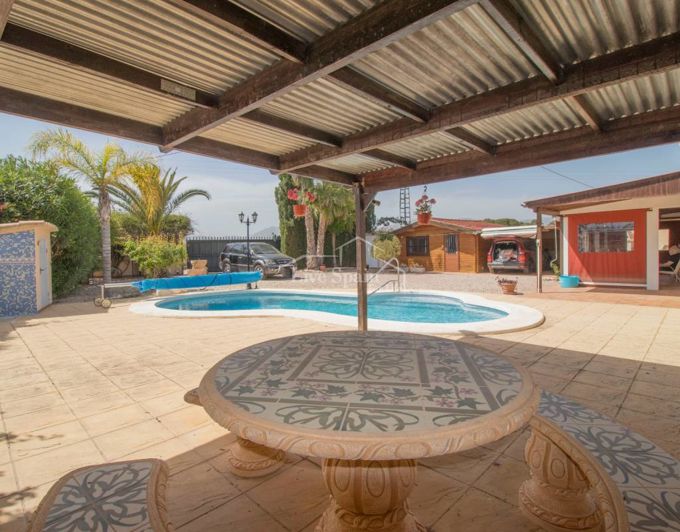 Image No.8-3 Bed Country Property for sale