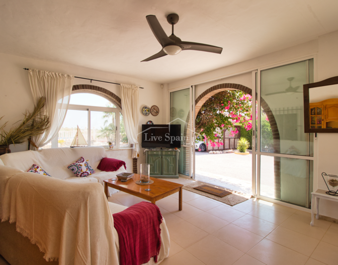 Image No.8-5 Bed Country Property for sale