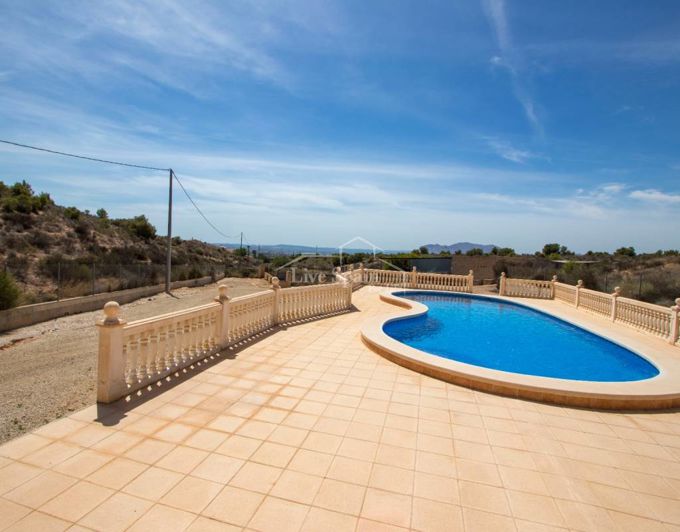 Image No.5-5 Bed Country Property for sale