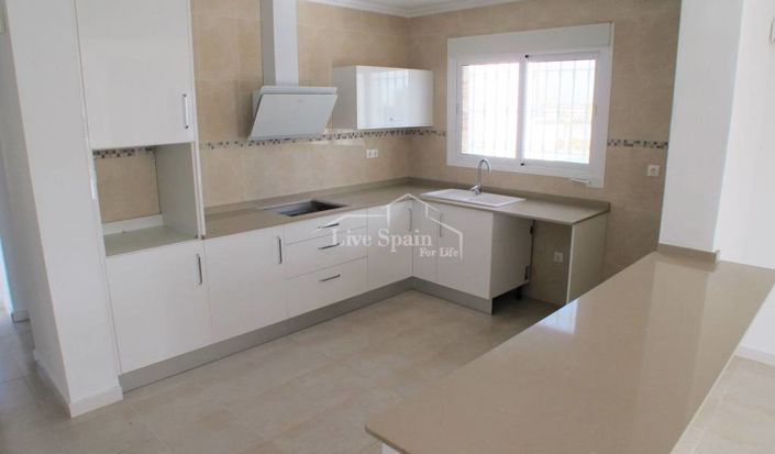 Image No.10-3 Bed Country Property for sale