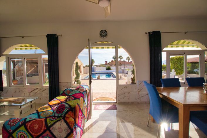 Image No.23-3 Bed Country Property for sale