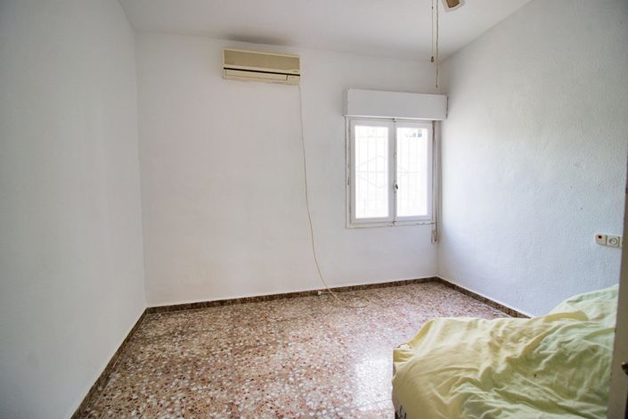 Image No.15-3 Bed Country Property for sale