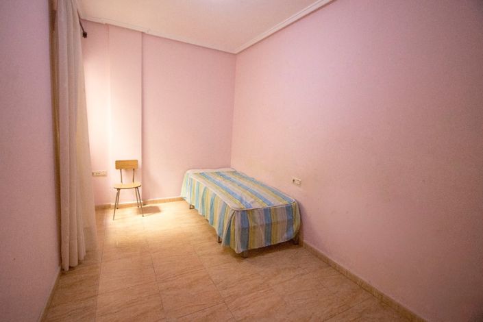 Image No.15-3 Bed Apartment for sale