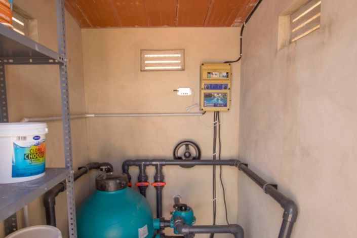 Image No.40-4 Bed Country Property for sale